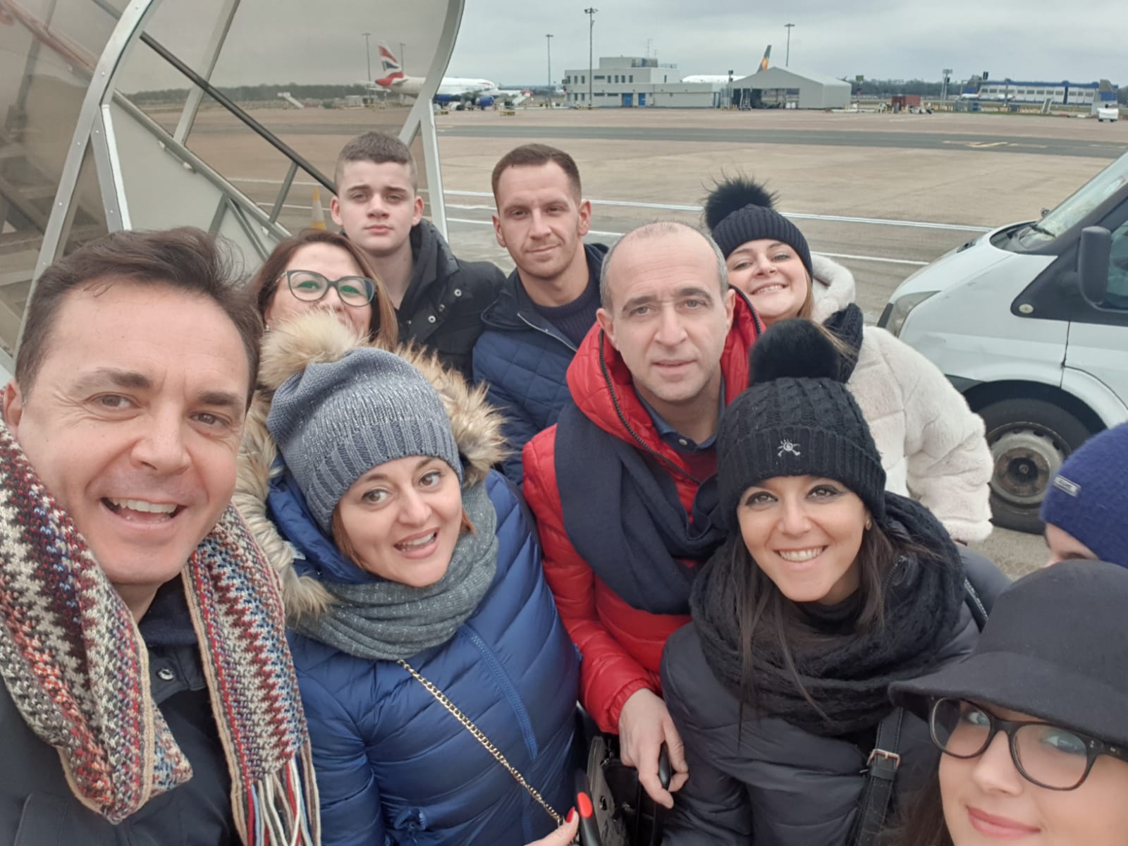 EAB30ABD-8B6D-4D3F-9FE8-7DE7D95DFCF2